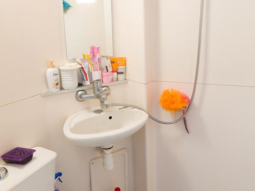 salle de bain partagée aux 2 locataires
Photo non contractuelle